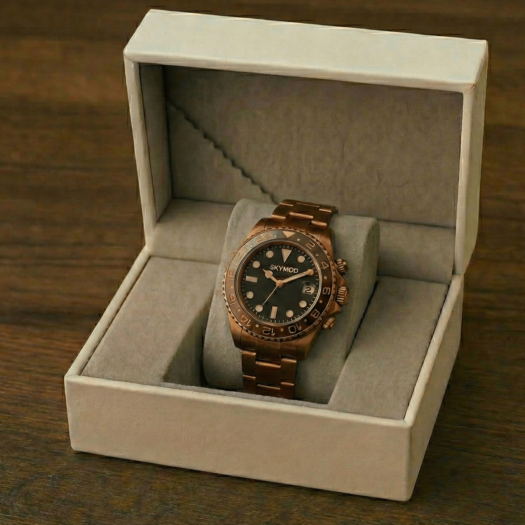 Illustration of the SKYMOD Atlas Automatic Copper Fade in its open presentation box